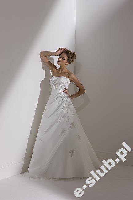 Pure Bridal Model 9234